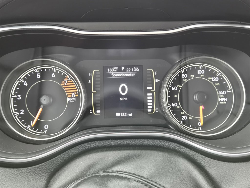 Used 2022 Jeep Cherokee Latitude image 11