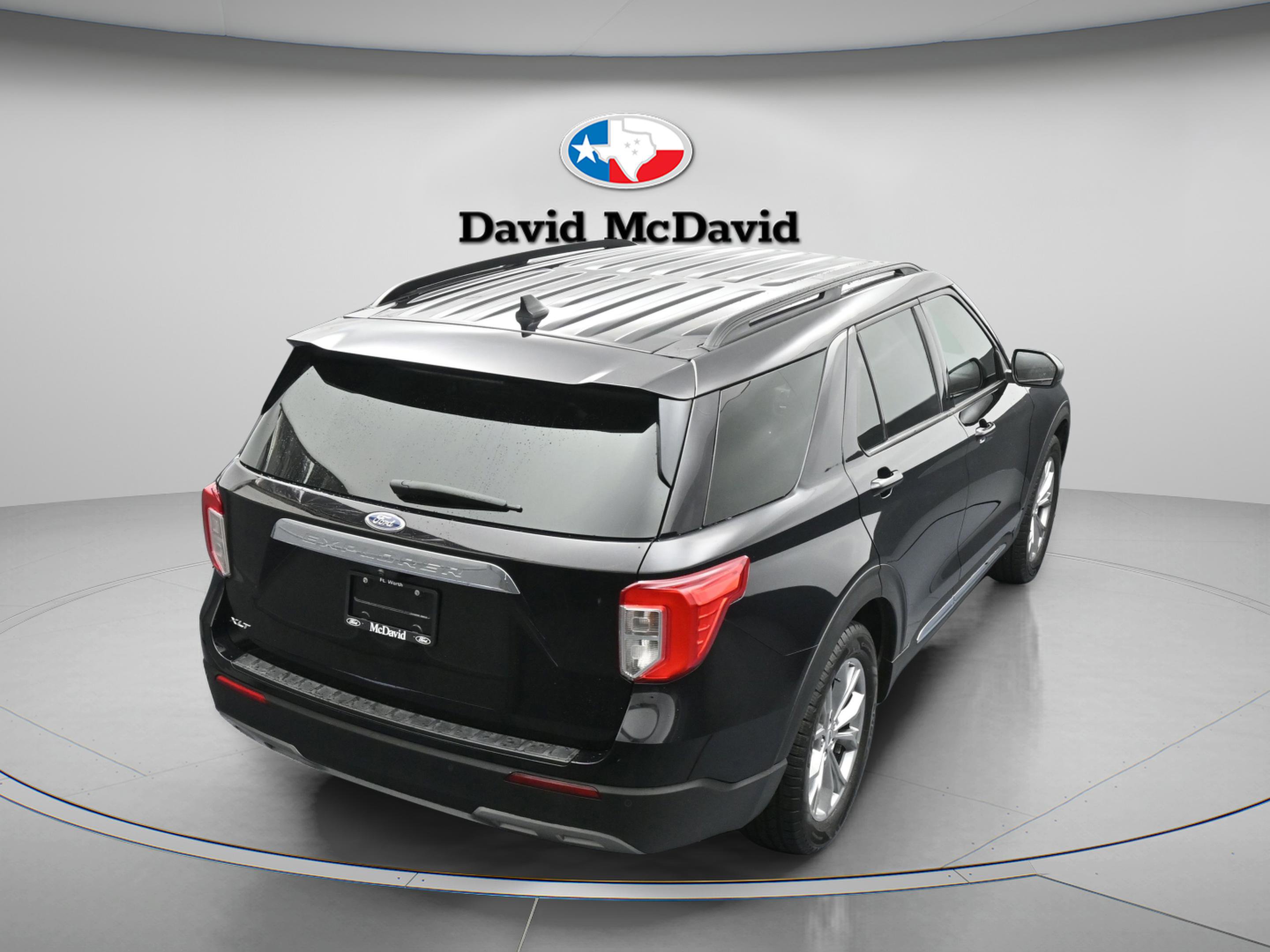 Used 2021 Ford Explorer XLT w/ Equipment Group 202A RWD image 40