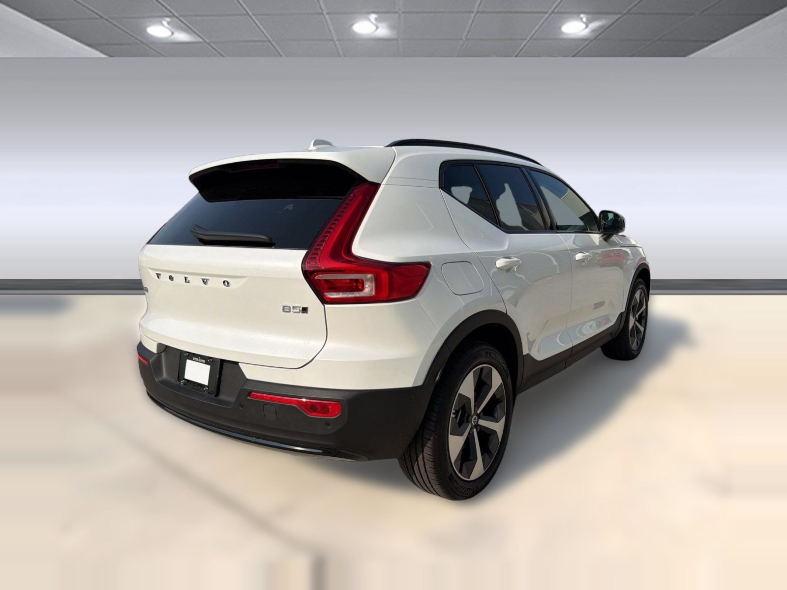 New 2026 Volvo XC40 B5 Plus w/ Protection Package Premier AWD/4WD image 9