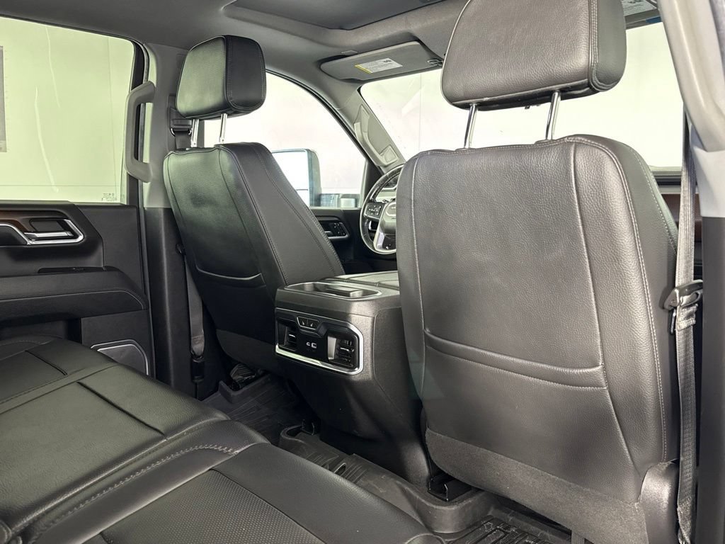 Used 2024 GMC Sierra 3500 Denali w/ Denali Reserve Package AWD/4WD image 44