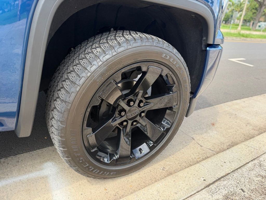 Used 2018 GMC Sierra 1500 SLT w/ All Terrain Package AWD/4WD image 21