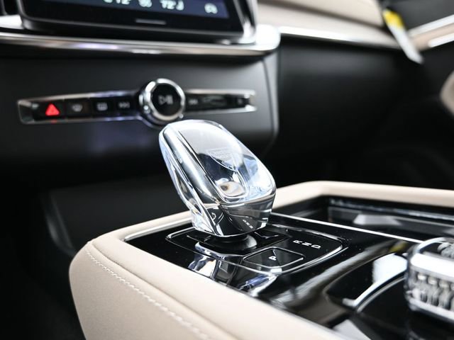 New 2026 Volvo XC90 B6 Core w/ Protection Package Premier image 12