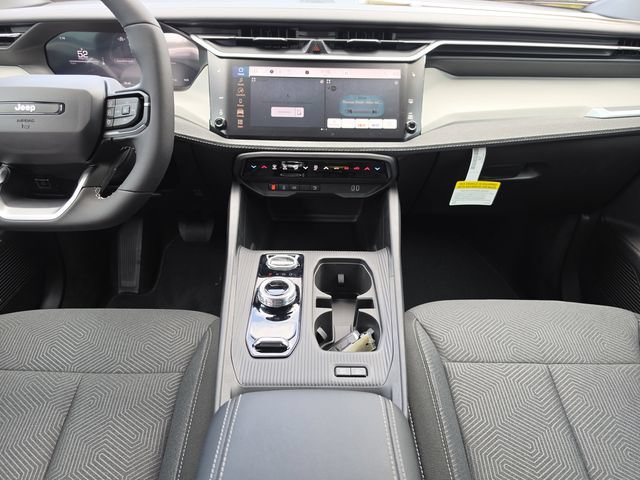 New 2026 Jeep Cherokee Laredo AWD/4WD image 17