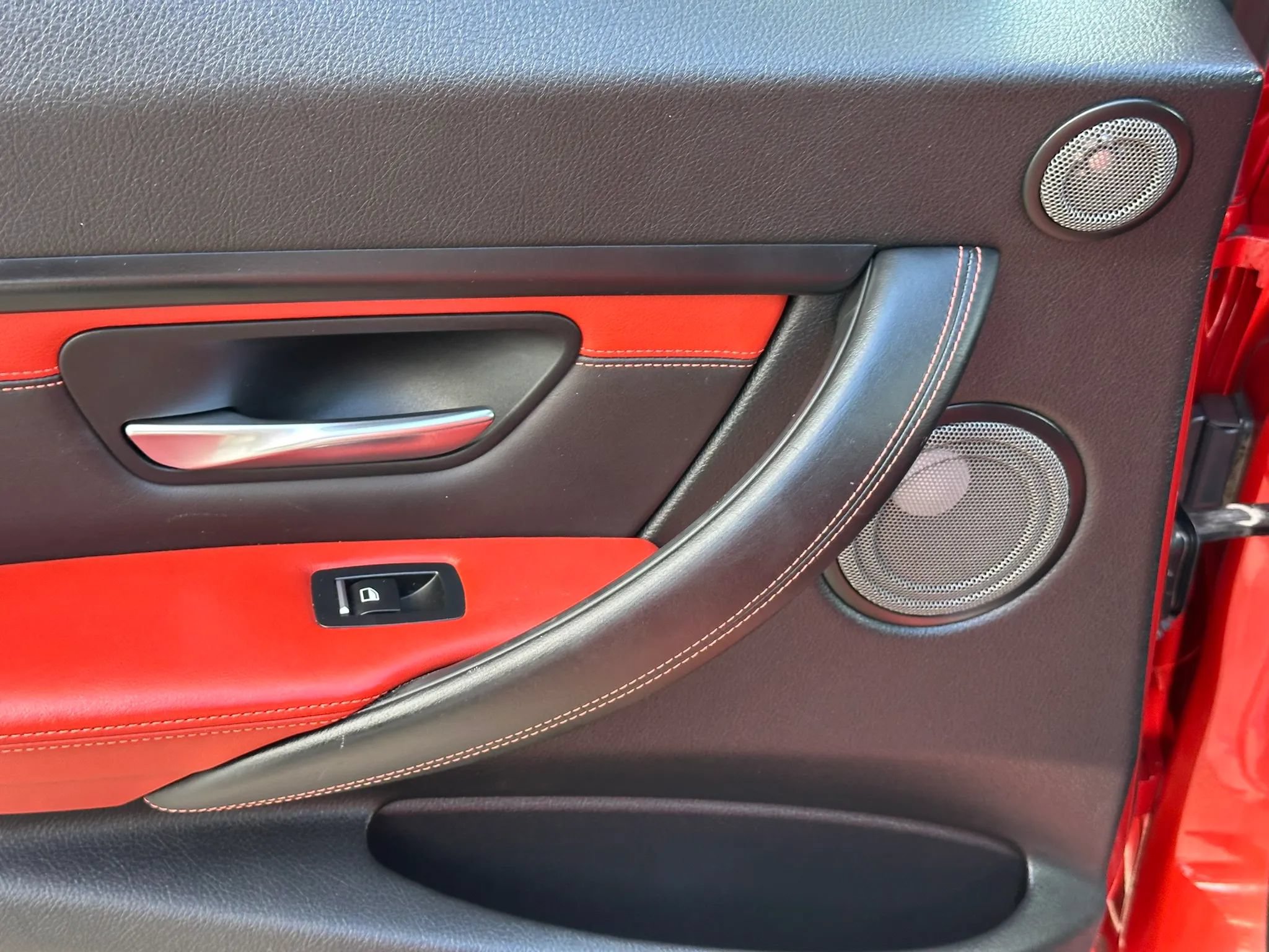 Used 2016 BMW M3 RWD image 36