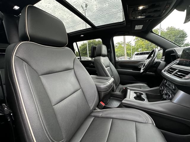 Used 2023 Chevrolet Suburban Premier w/ Advanced Technology Package AWD/4WD image 35