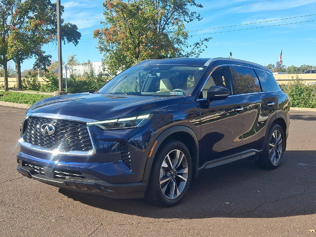 Certified 2024 INFINITI QX60 Luxe AWD/4WD image 3