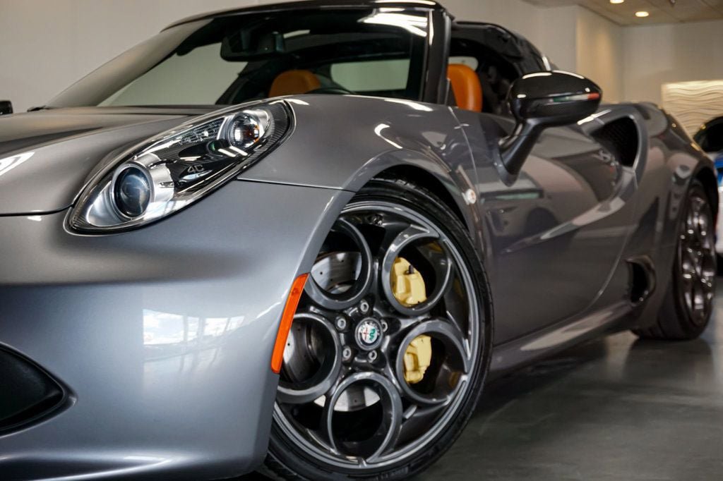 Used 2020 Alfa Romeo 4C Spider w/ Bright Package RWD image 86