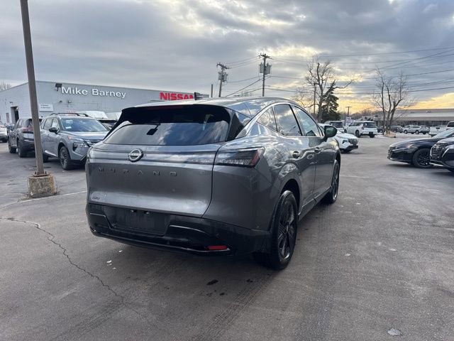 Used 2025 Nissan Murano SV image 2