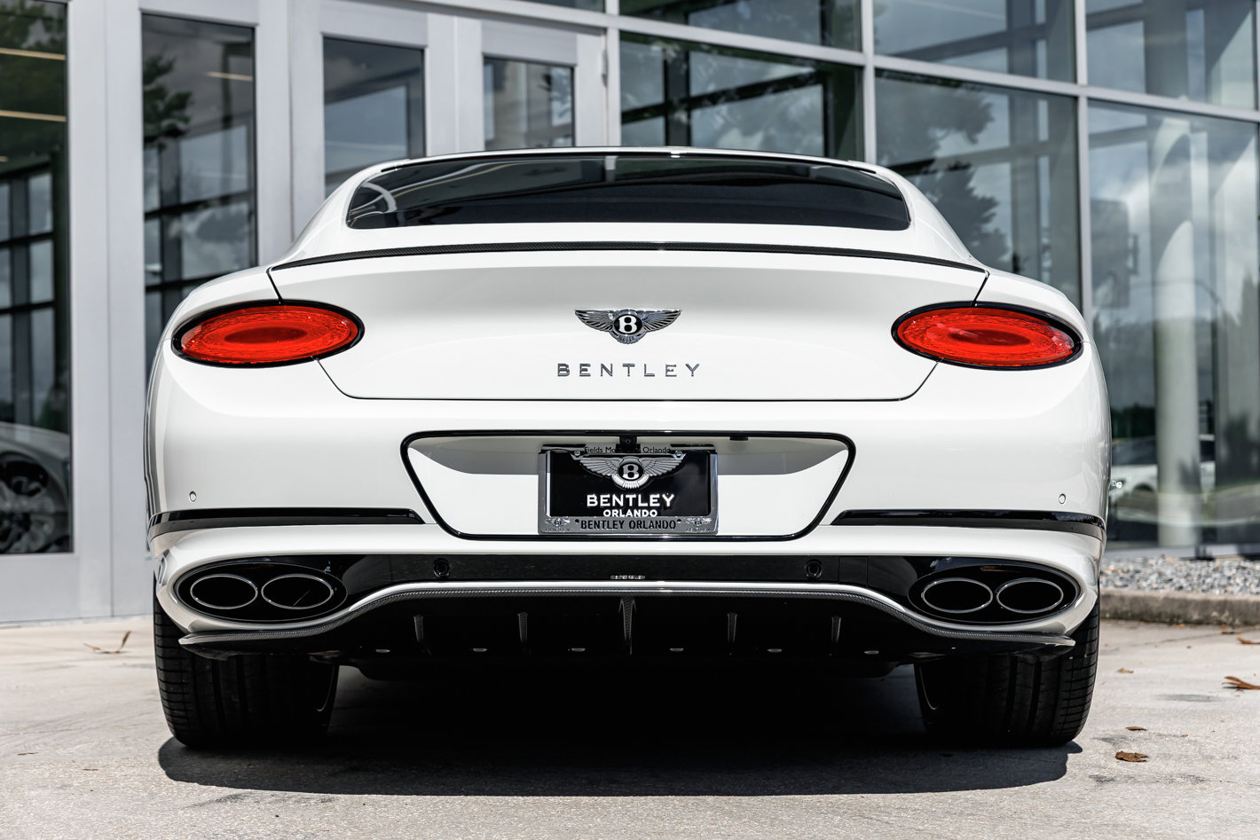 Used 2024 Bentley Continental GT V8 image 12