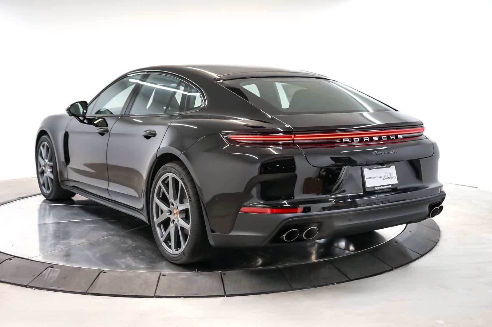 New 2026 Porsche Panamera RWD image 3