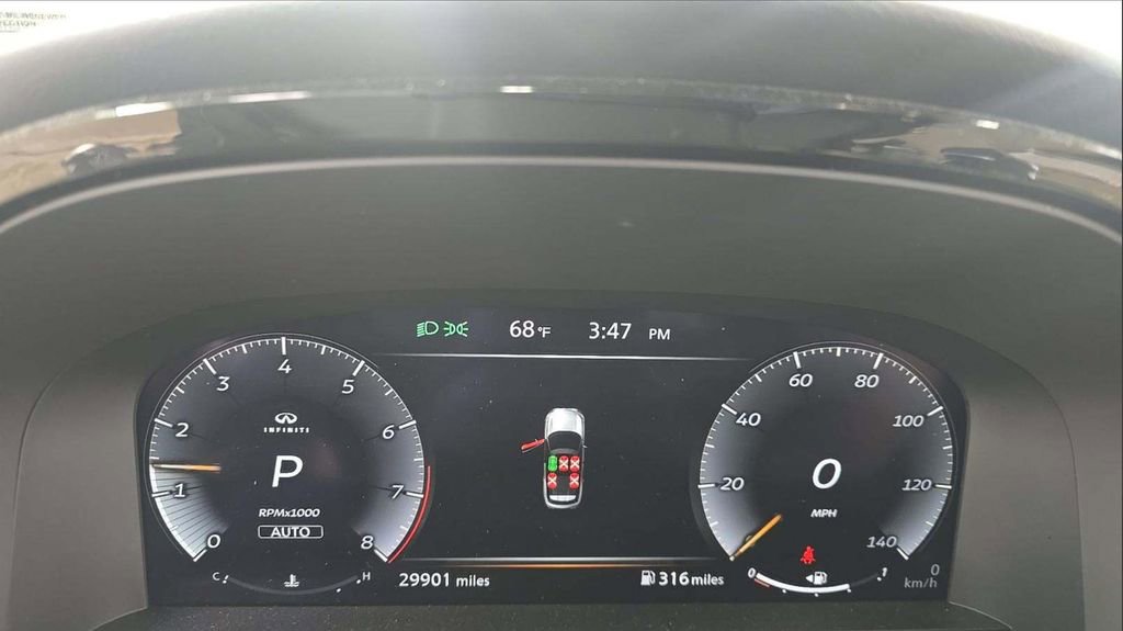 Used 2023 INFINITI QX60 Luxe w/ Performance Audio Package image 10