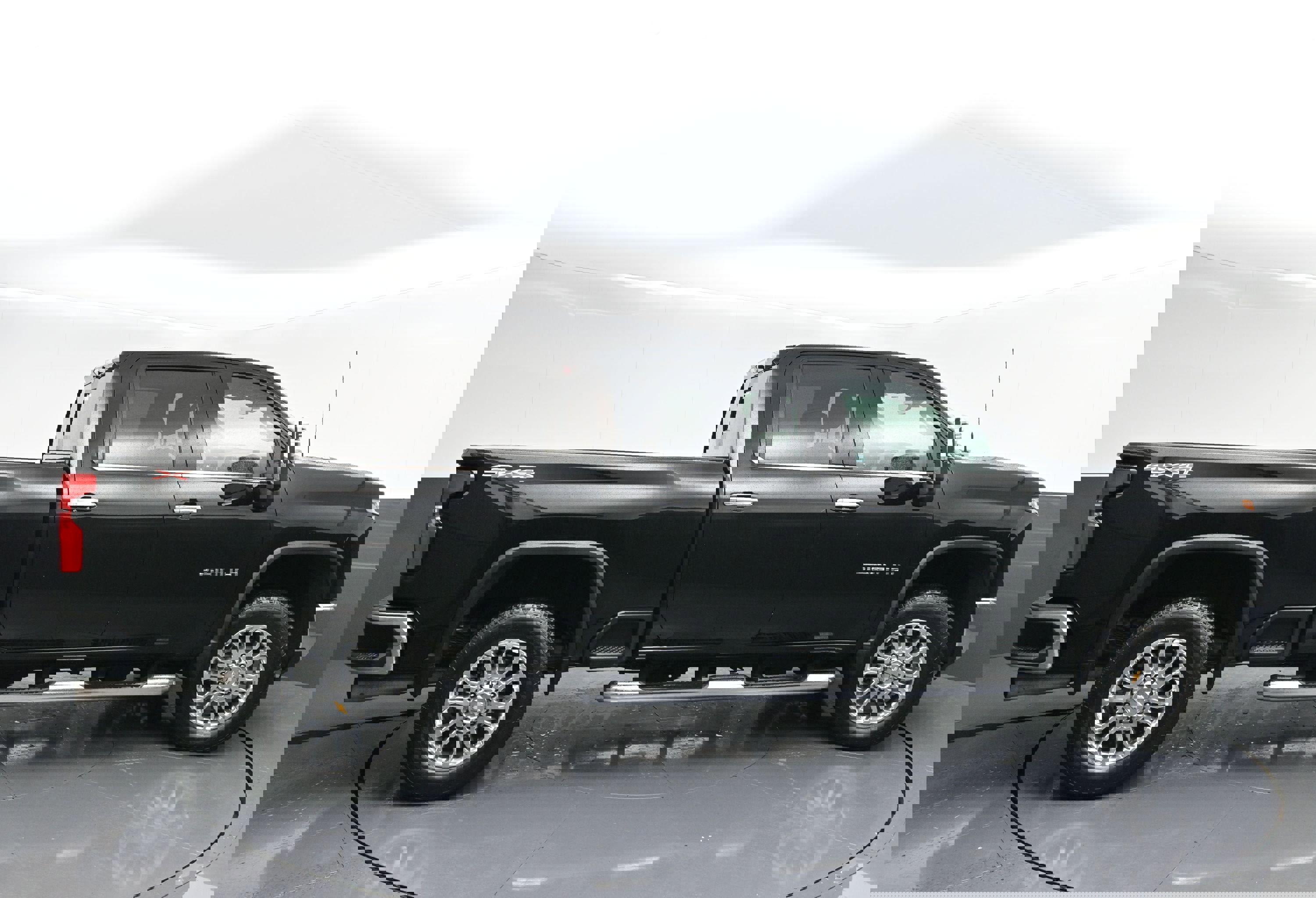 Certified 2025 Chevrolet Silverado 2500 LTZ w/ LTZ Convenience Package image 8