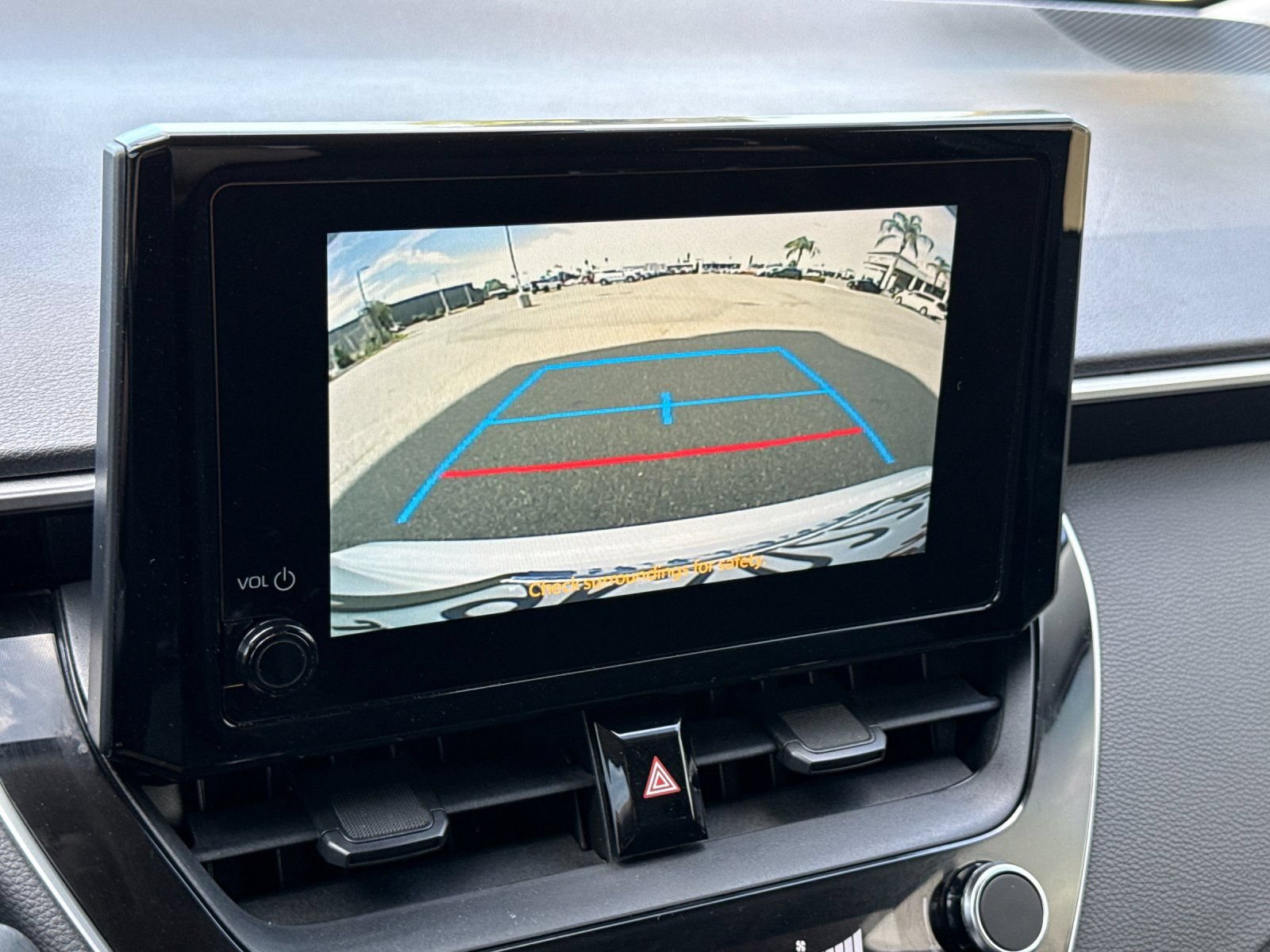 Used 2024 Toyota Corolla LE FWD image 17