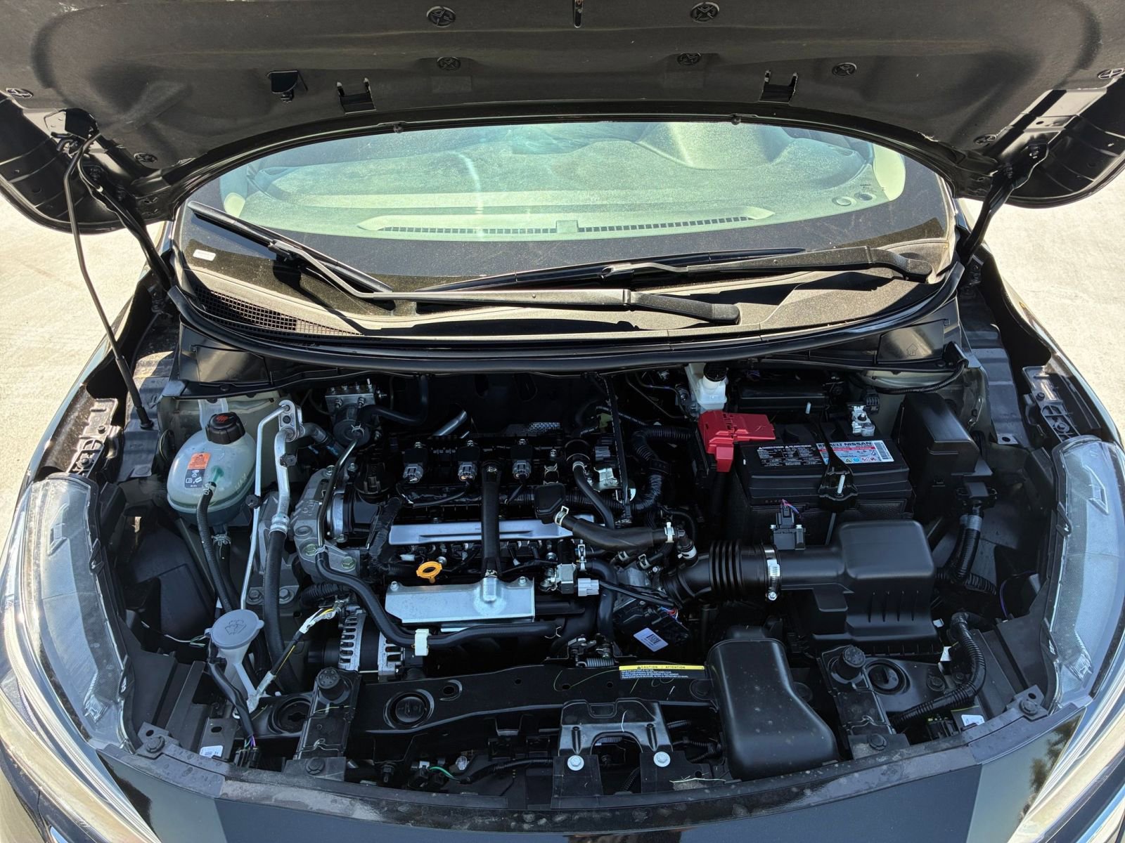 Used 2025 Nissan Versa SV FWD image 30