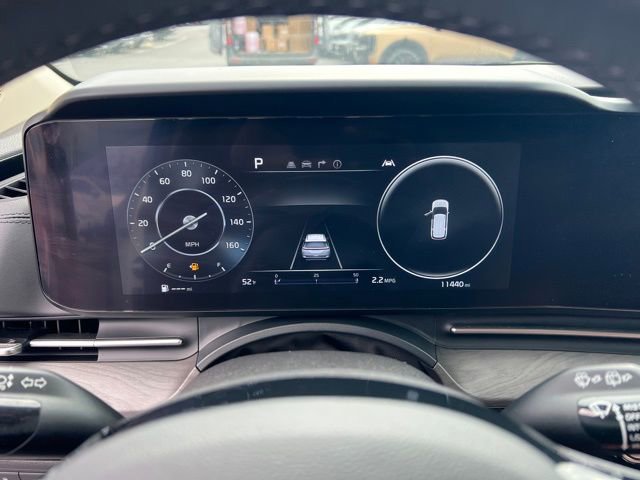 Certified 2024 Kia Carnival SX image 17