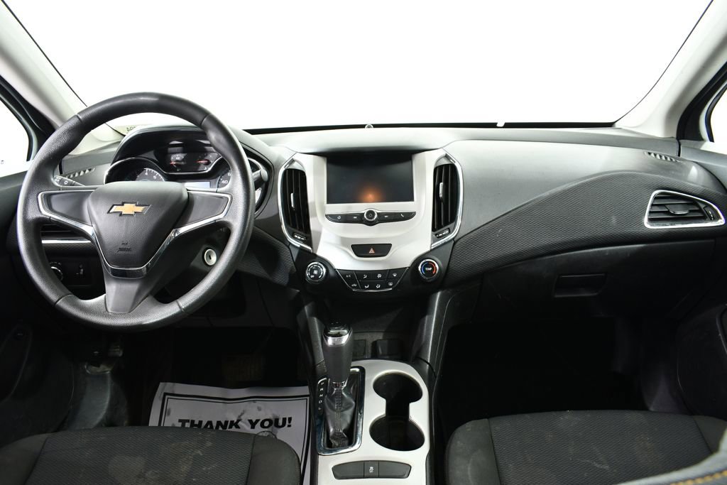 Used 2016 Chevrolet Cruze LS FWD image 7