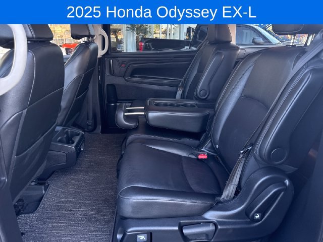 Used 2025 Honda Odyssey EX-L image 24