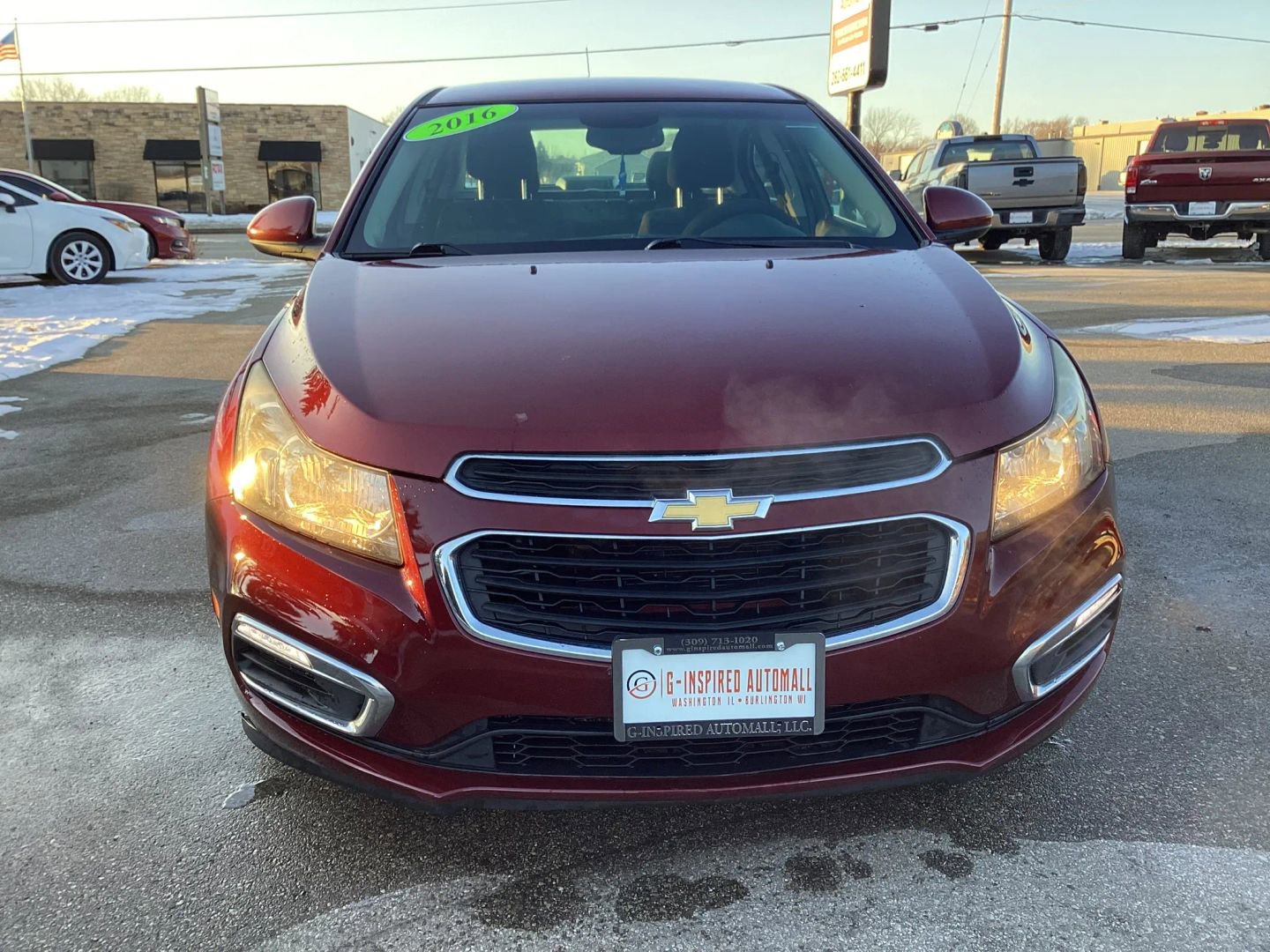 Used 2016 Chevrolet Cruze LT image 2