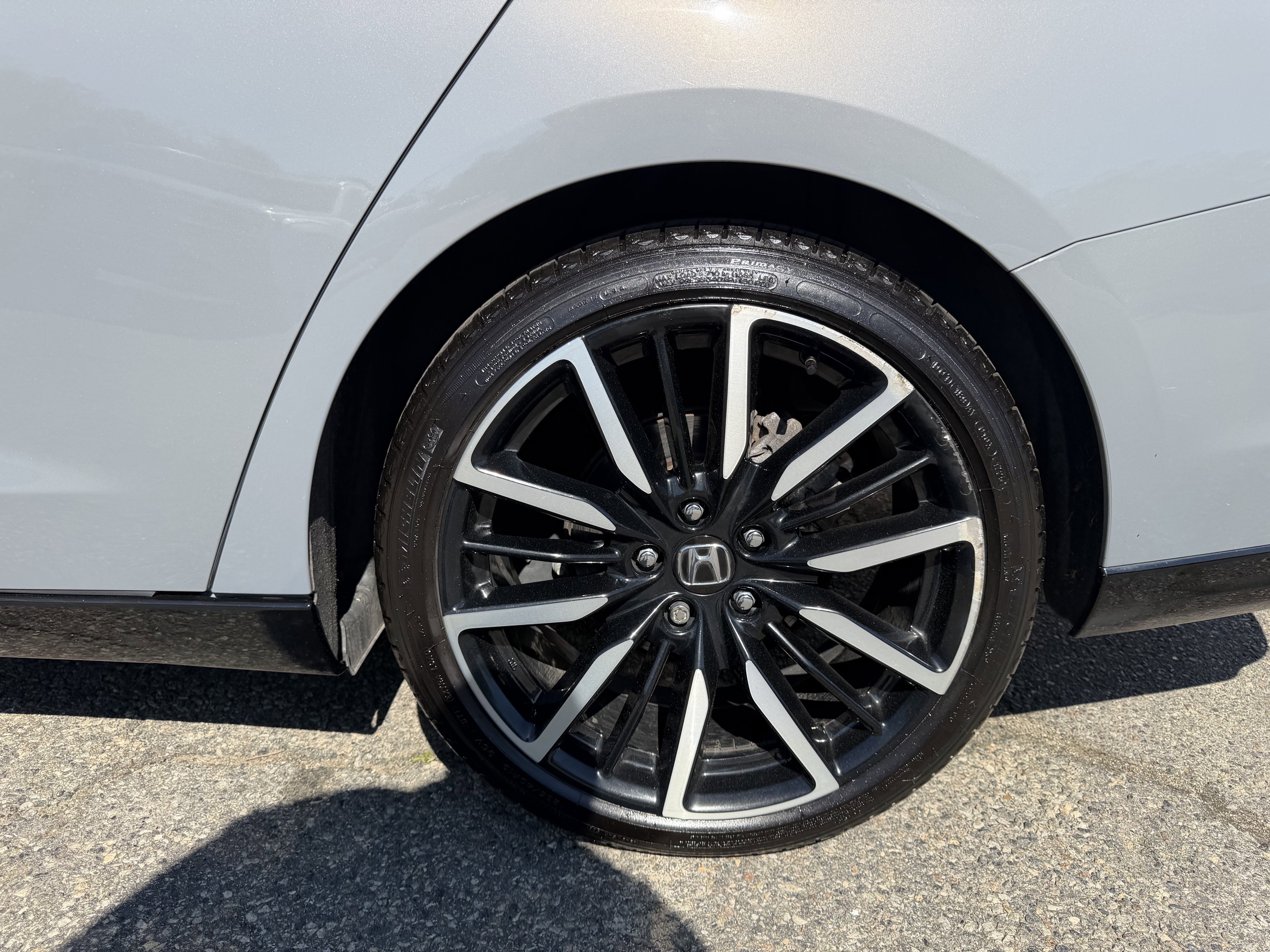 Certified 2023 Honda Accord Touring image 8