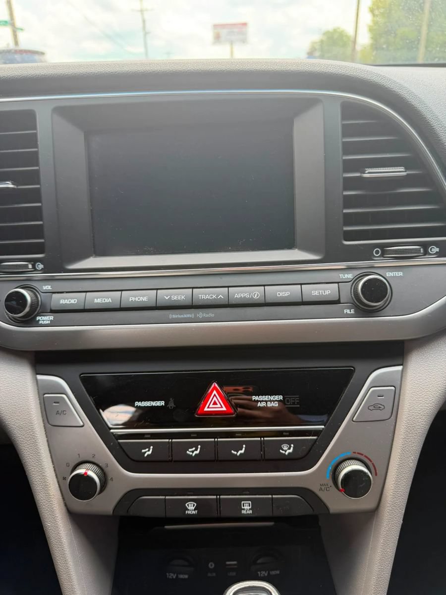 Used 2018 Hyundai Elantra SEL FWD image 13