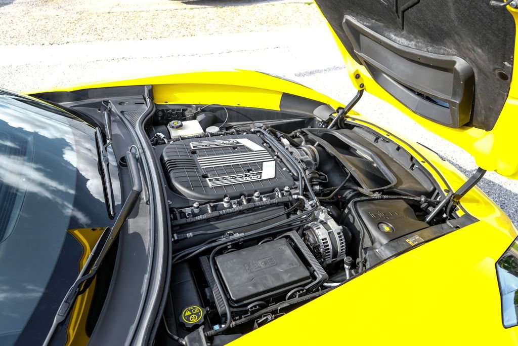 Used 2015 Chevrolet Corvette Z06 w/ 2LZ Preferred Equipment Group RWD image 57
