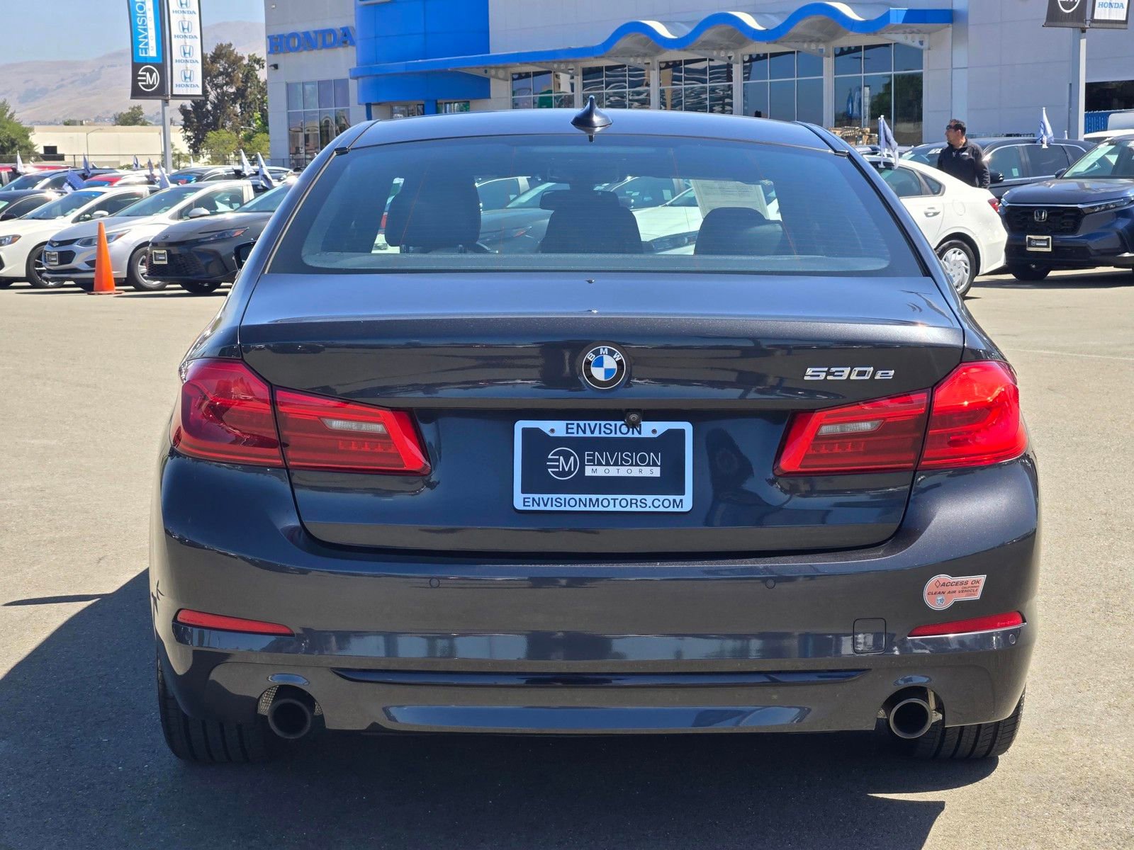 Used 2019 BMW 530e xDrive w/ Convenience Package AWD/4WD image 6