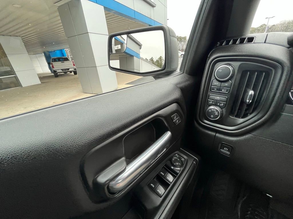 Used 2022 Chevrolet Silverado 1500 Custom AWD/4WD image 18