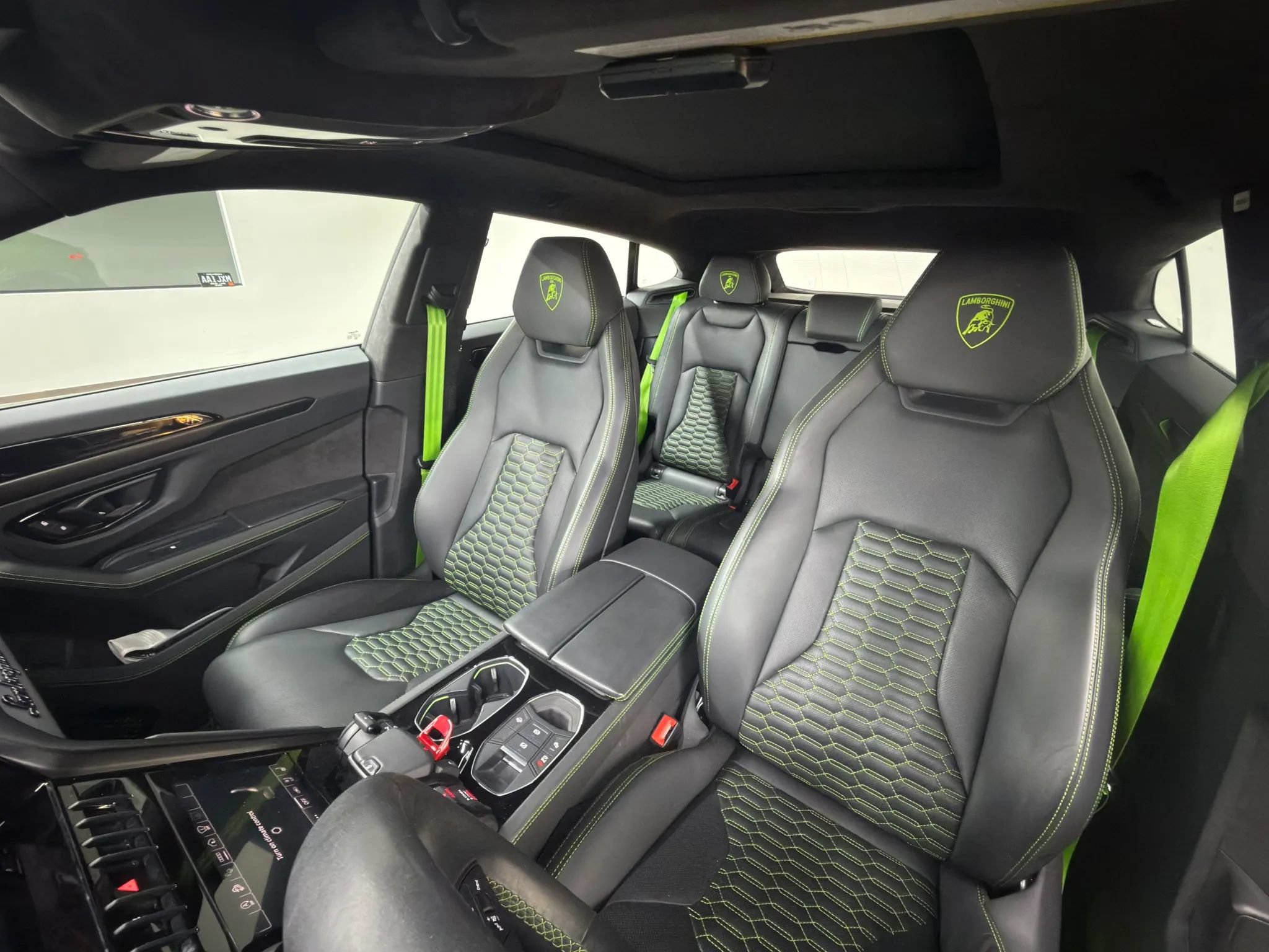 Used 2023 Lamborghini Urus S AWD/4WD image 35