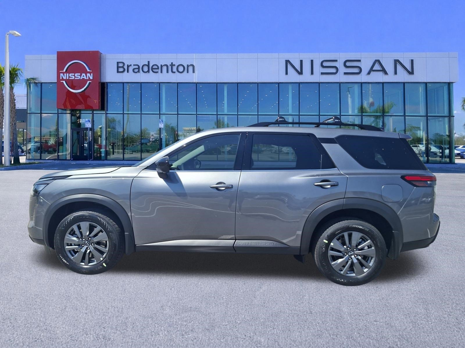 New 2026 Nissan Pathfinder SV image 3