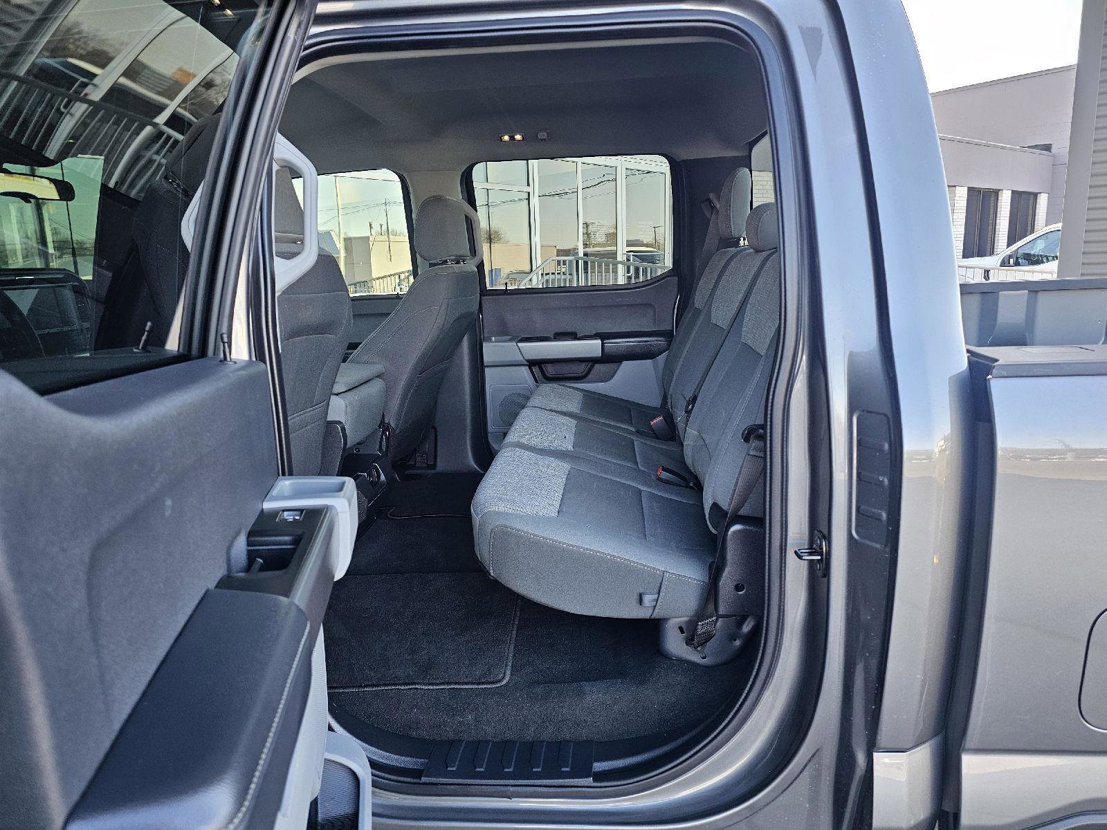 Used 2025 Ford F350 XLT image 17