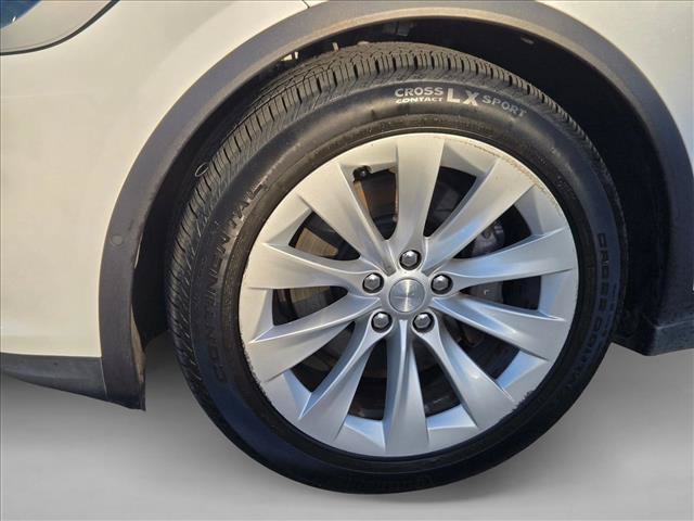 Used 2020 Tesla Model X Long Range AWD/4WD image 22