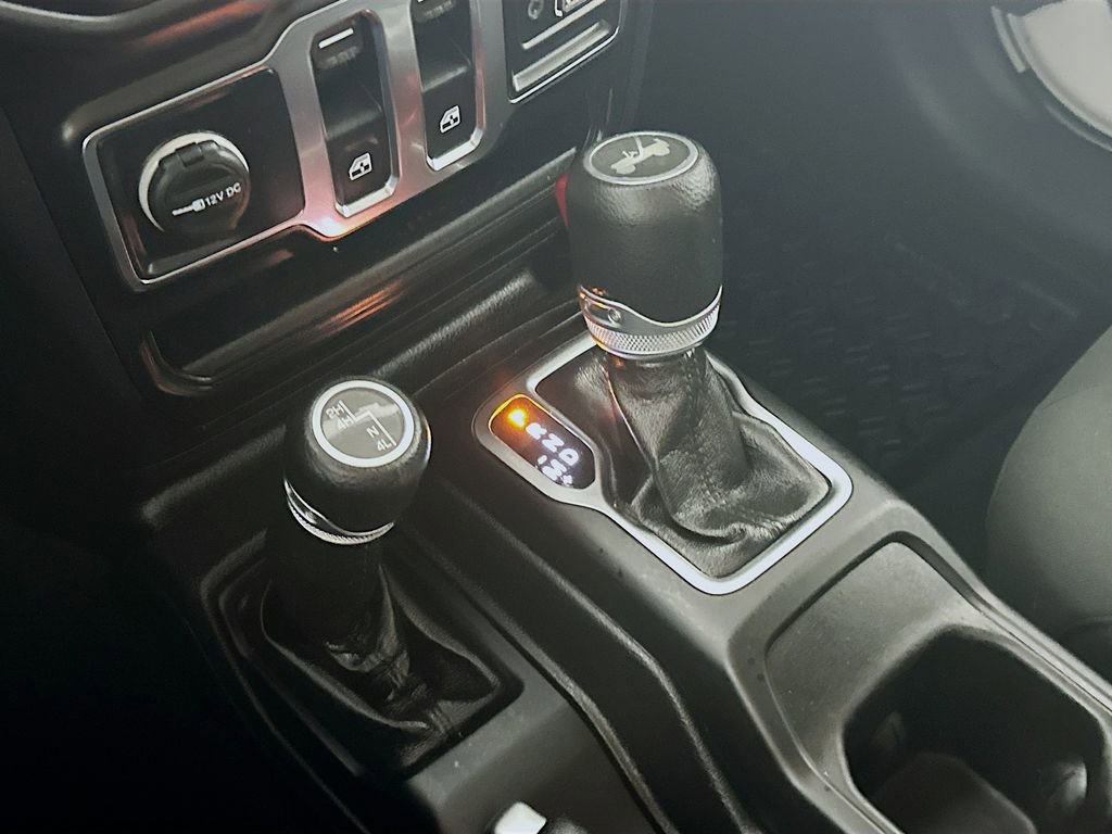Used 2020 Jeep Wrangler Sport image 16
