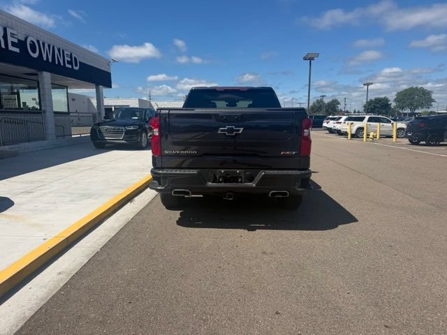 Used 2024 Chevrolet Silverado 1500 RST w/ Protection Package AWD/4WD image 9
