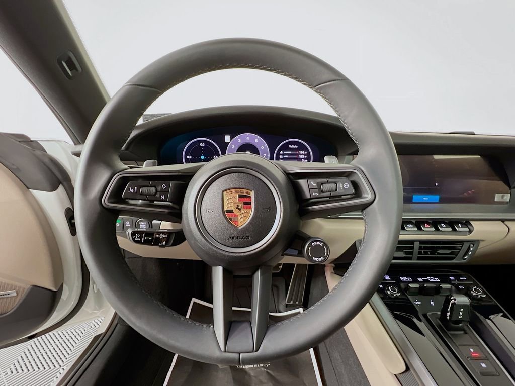 Certified 2025 Porsche 911 Carrera image 12