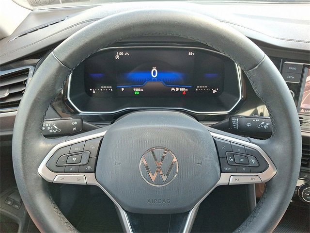Used 2024 Volkswagen Jetta SE image 18