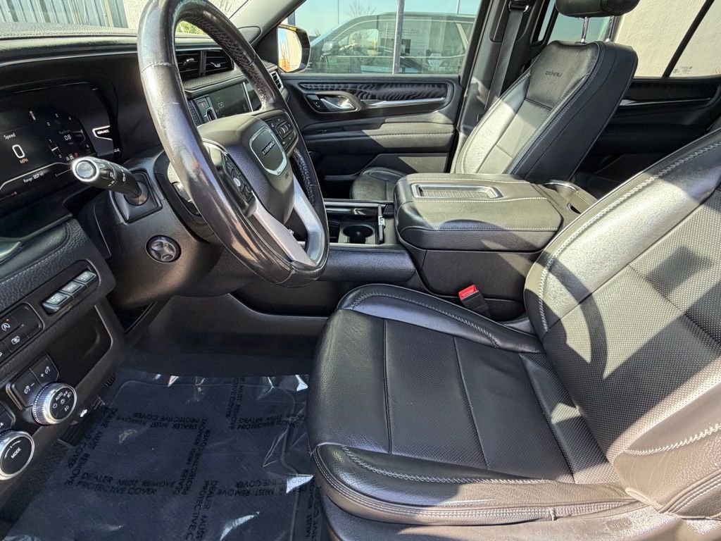 Used 2023 GMC Yukon Denali AWD/4WD image 11