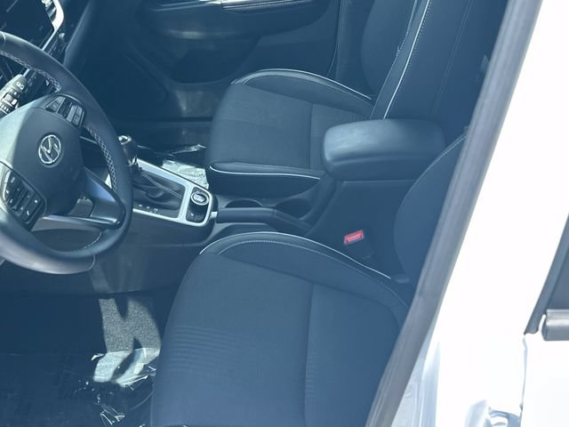 Certified 2024 Hyundai Venue Limited FWD image 15