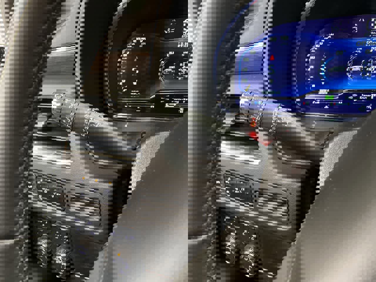 Used 2024 Chevrolet Tahoe LT image 22