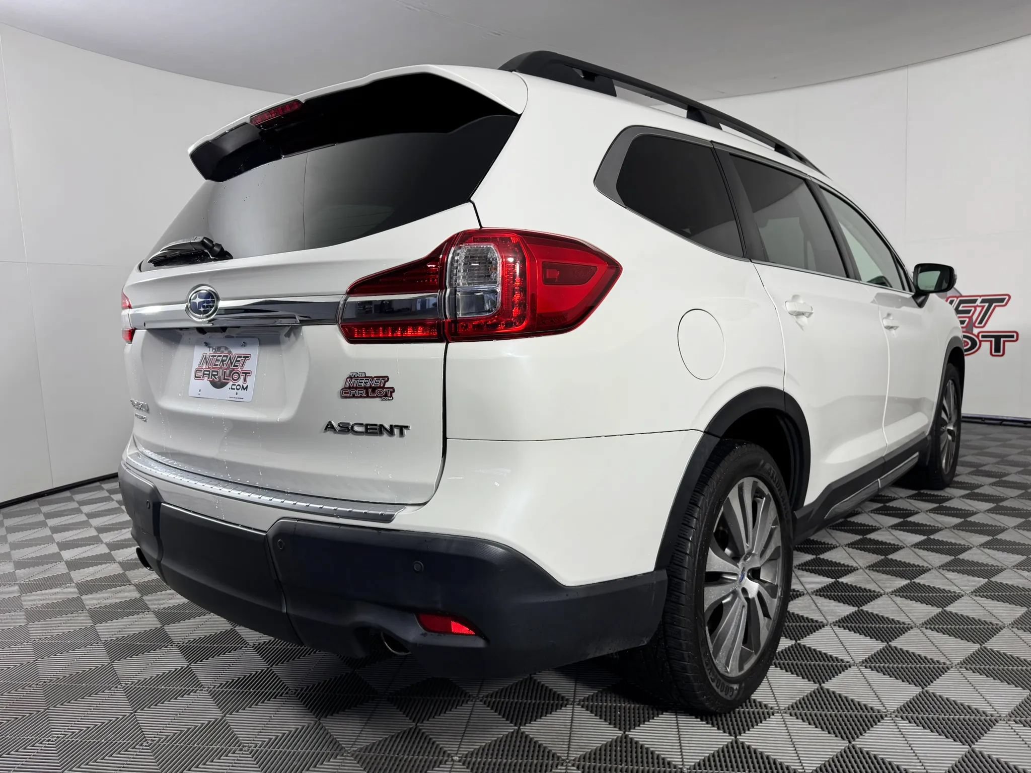 Used 2022 Subaru Ascent Limited w/ Technology Package AWD/4WD image 30