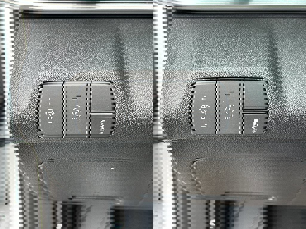 New 2026 Hyundai Elantra SE FWD image 22