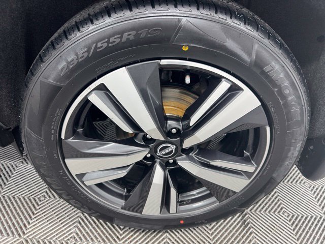 Used 2023 Nissan Rogue Platinum w/ Platinum Premium Package AWD/4WD image 10