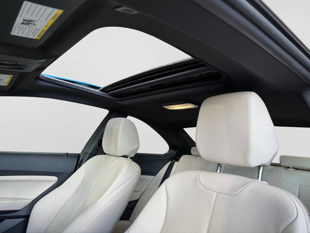 Used 2020 BMW M240i Coupe RWD image 27