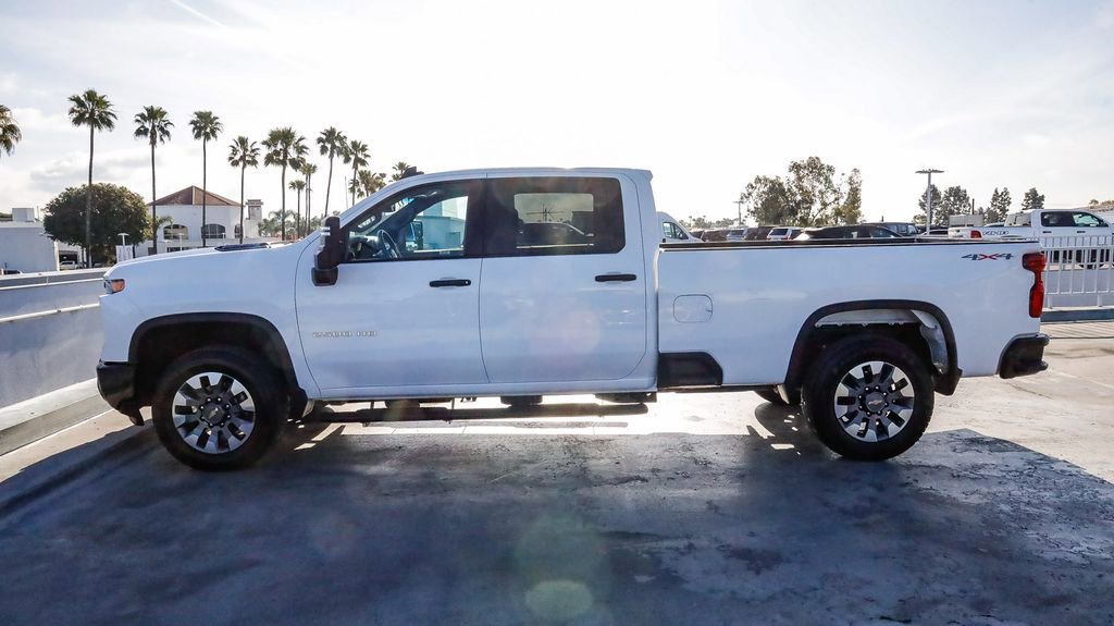 Used 2025 Chevrolet Silverado 2500 Custom w/ Custom Value Package AWD/4WD image 14