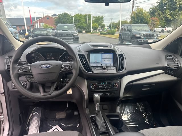 Used 2017 Ford Escape SE w/ Equipment Group 201A AWD/4WD image 14