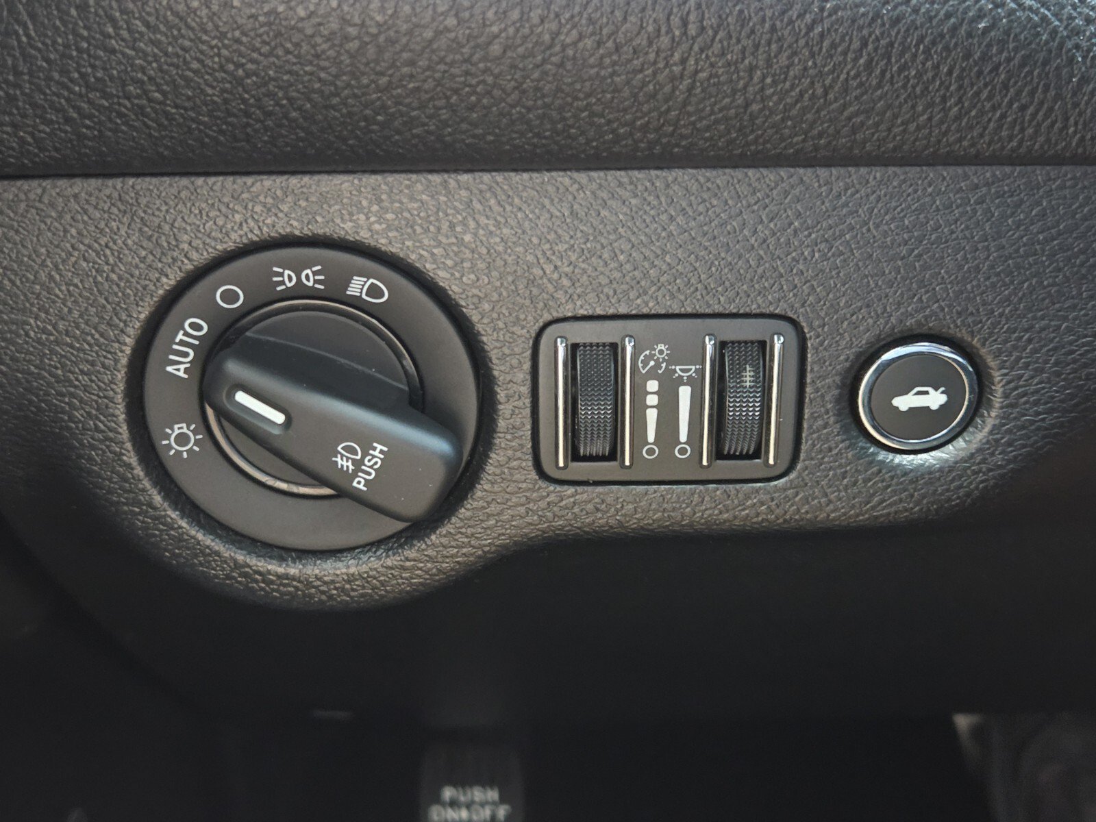 Used 2021 Dodge Challenger R/T Scat Pack RWD image 18