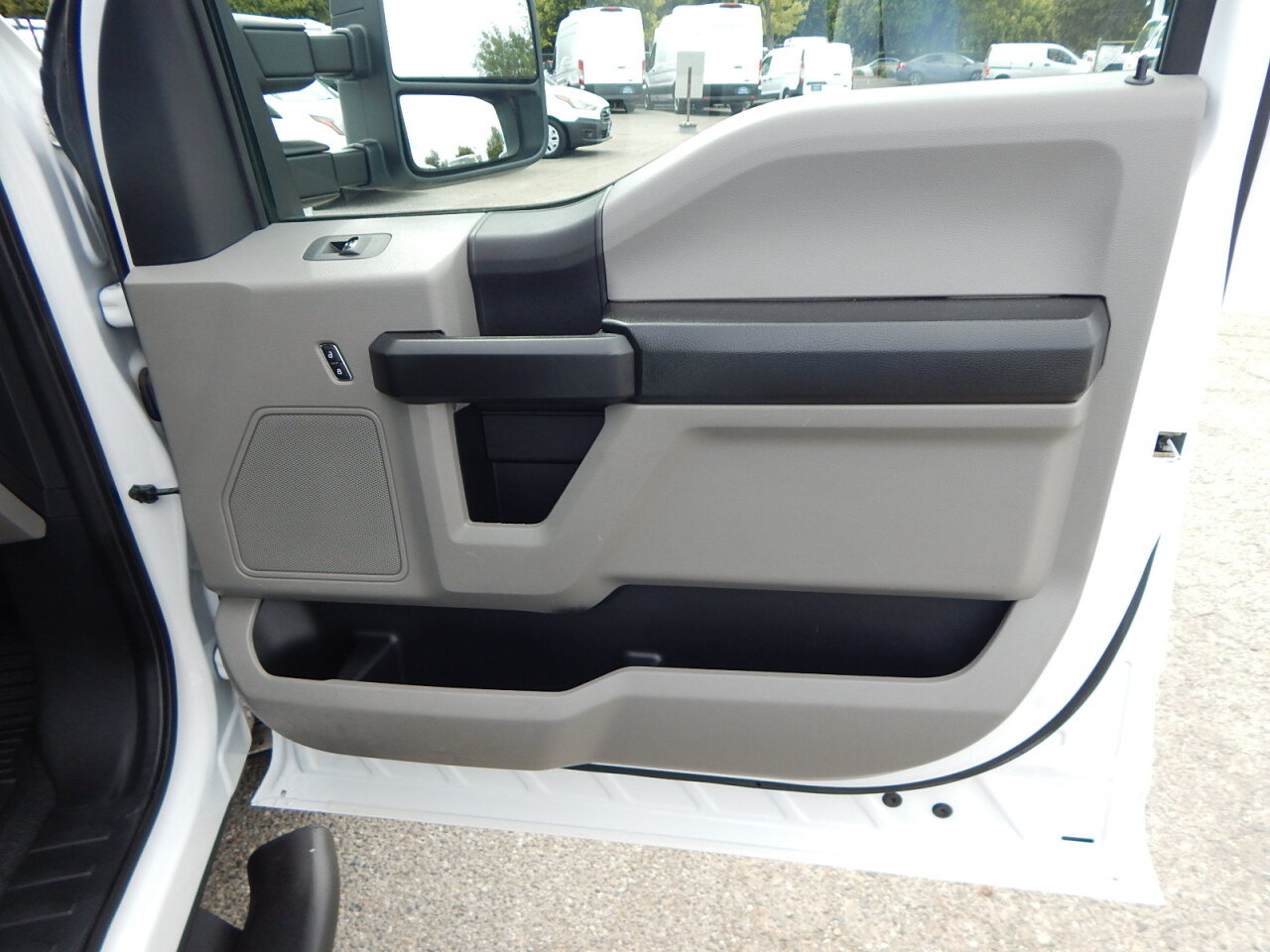 Used 2021 Ford F250 XL w/ Power Equipment Group RWD image 21