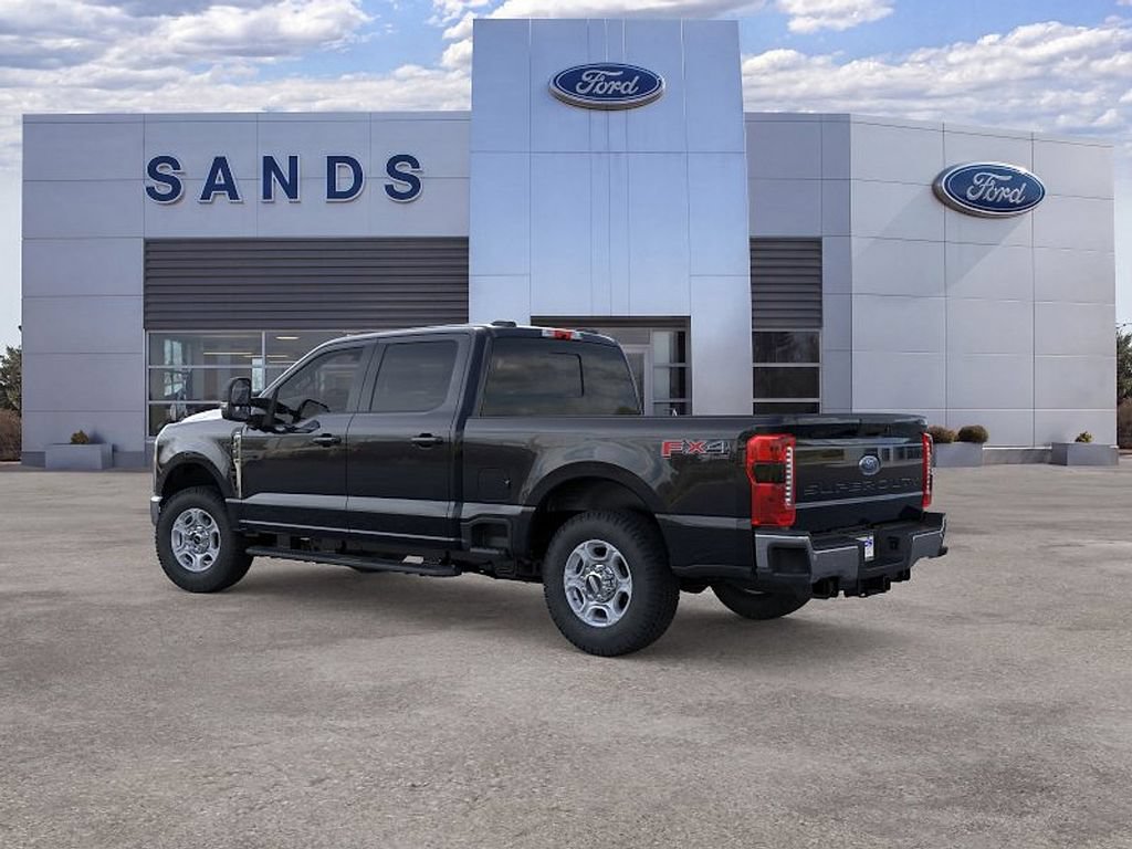 New 2026 Ford F350 XLT w/ XLT Premium Package AWD/4WD image 4