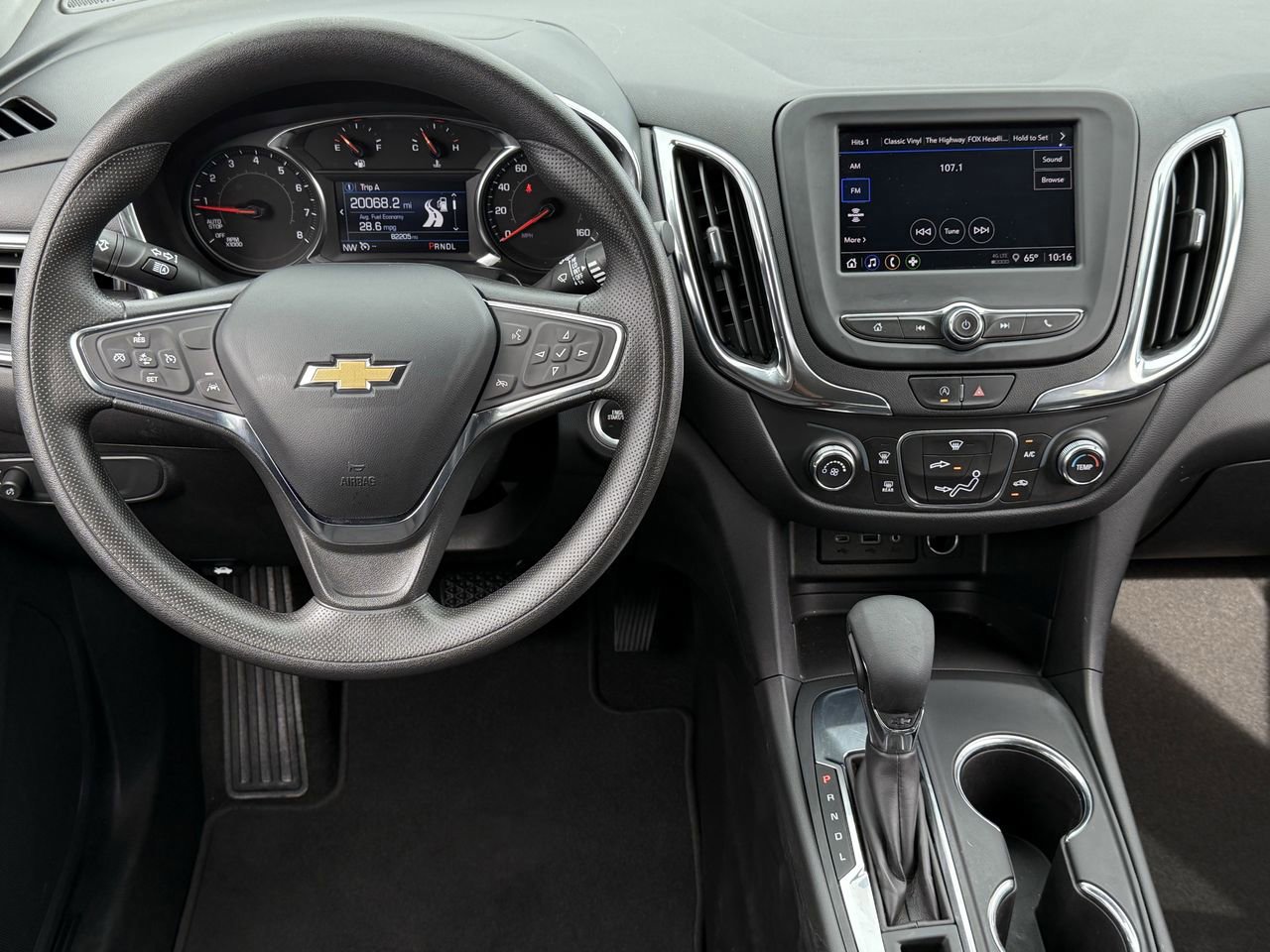 Used 2023 Chevrolet Equinox LT FWD image 12