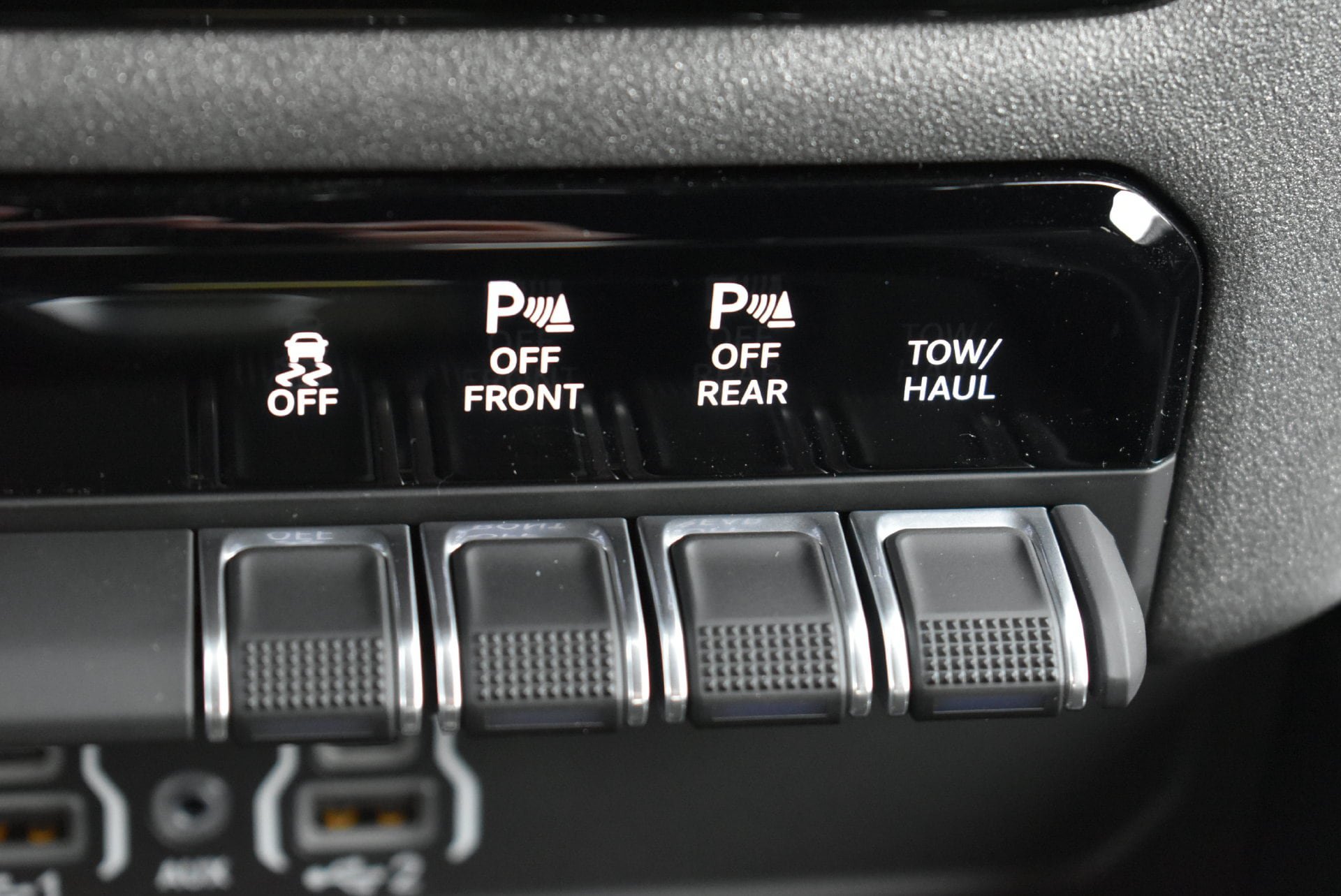 New 2027 RAM 1500 Express AWD/4WD image 28