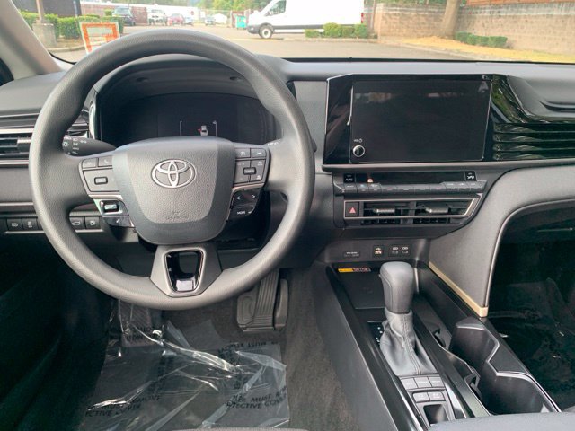 Used 2025 Toyota Camry LE FWD image 12